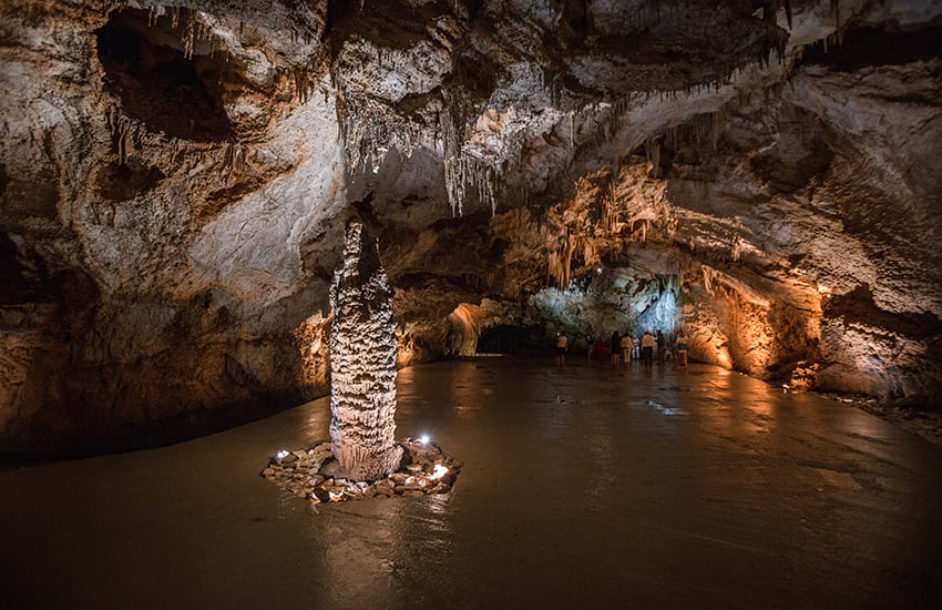 Lipa Cave